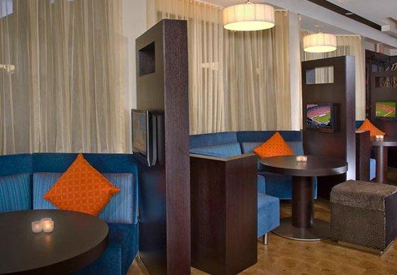 Courtyard By Marriott Atlanta Buford Mall Of Georgia Bagian luar foto