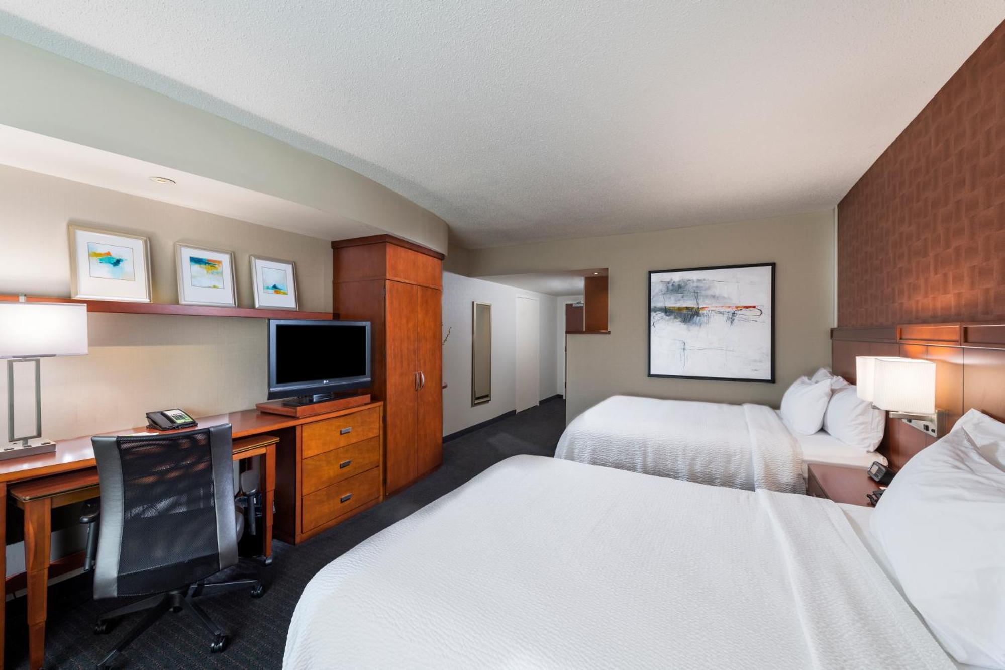 Courtyard By Marriott Atlanta Buford Mall Of Georgia Bagian luar foto