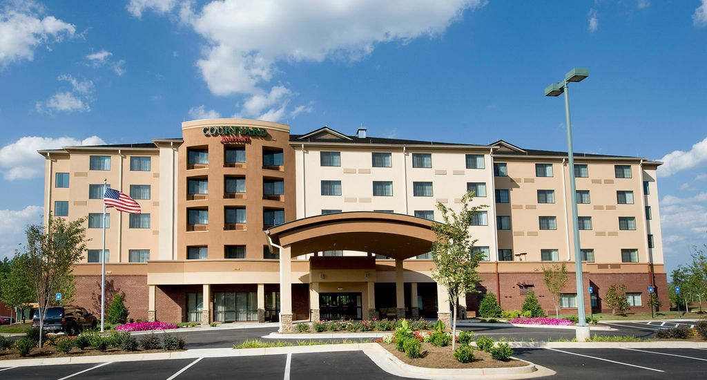 Courtyard By Marriott Atlanta Buford Mall Of Georgia Bagian luar foto